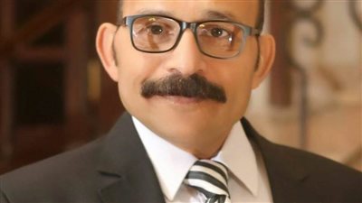   طبيب أسنان يبدع في اختراع مواد بناء بتقنية النانو تكنولوجي