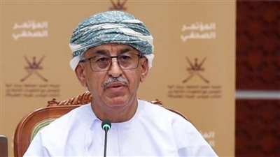 وزير الصحة العماني: الوضع الوبائي بالسلطنة في تحسن مستمر