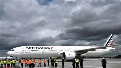 طائرة للخطوط الفرنسية تهبط اضطراريًا في بكين