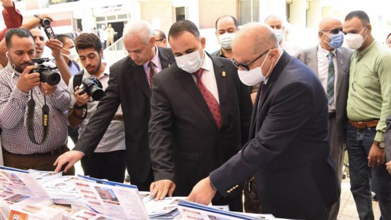 رئيس جامعة أسيوط