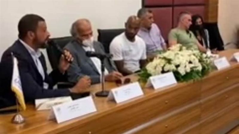 ممدوح عباس مع لاعبي