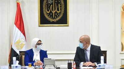 وزيرا الصحة والإسكان يبحثان التعاون بـ