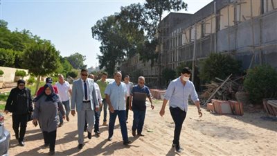 محافظ الدقهلية يتفقد التشطيبات النهائية لمشروع محال حديقة 
