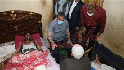 مساعدة مالية ومواد غذائية لمصابي لقمة العيش بـ