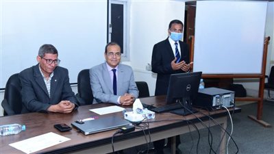 افتتاح البرنامج التدريبي الثالث للترشح لمنصب عميد كلية بجامعة سوهاج 