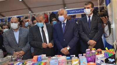 وزير التموين ومحافظ الجيزة يفتتحان معرض 