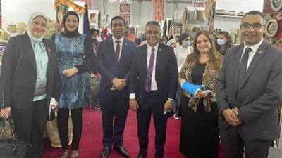 وفد التنسيقية يشارك وزيرة التضامن افتتاح معرض 