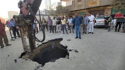 هبوط أرضى بشارع 15 مايو بشبرا الخيمة 