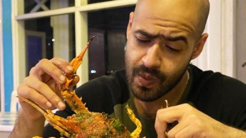 ممنوع استخدام اليدين