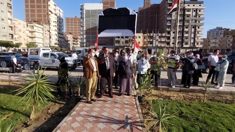 محافظ البحيرة يتفقد