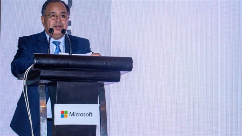 وزير المالية الدكتور