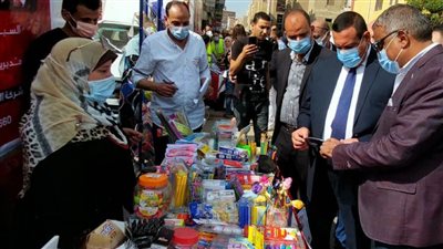 محافظ البحيرة يفتتح معرض أهلاً بالمدارس بإيتاي البارود