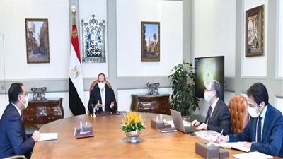 عاجل..الرئيس السيسي يطلع على الموقف التنفيذي لاستراتيجية توليد طاقة الهيدروجين الأخضر 
