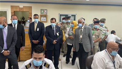 وفد من أكاديمية ناصر العسكرية يزور مركز العمليات المتكامل 