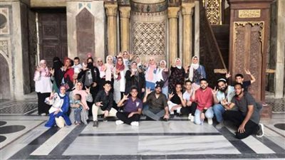 وزارة السياحة تنظم جولة أثرية لـ 30 أسرة من الصم وضعاف السمع