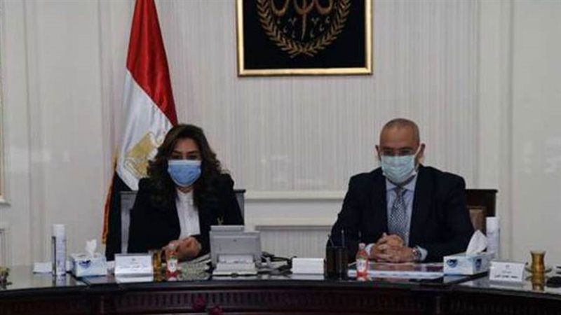 وزير الاسكان ومنال