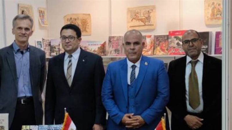 جانب من المعرض