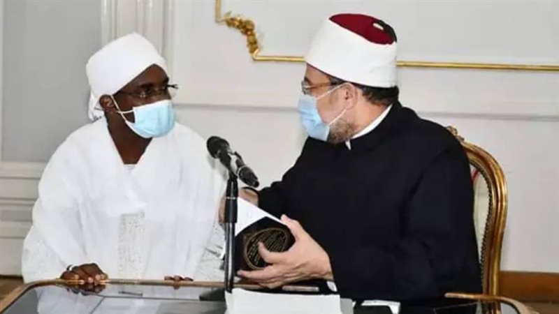 جانب من لقاء وزير