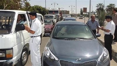 تحرير 3533 مخالفة عدم تركيب الملصق الإلكتروني للسيارات