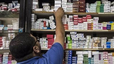 برلماني يطالب بوقف صرف الدواء بدون روشتة ومنع كافة التجاوزات الطبية بالصيدليات