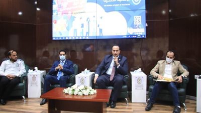 السبكي يوجه بضرورة متابعة توافر المستلزمات والأدوية بمنشآت الرعاية الصحية