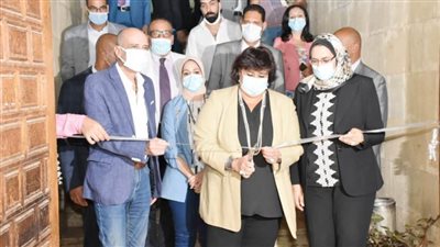 وزيرة الثقافة: ثروت عكاشة عبقرية متفردة أعادت صياغة وجدان المصريين