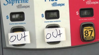 بريطانيا: ارتفاع الطلب على البنزين بنسبة 500% وسط عمليات شراء بسبب الخوف من نفاذ الوقود