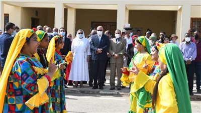 محافظ قنا يشهد الاحتفال باليوم العالمي للسياحة بساحة معبد دندرة