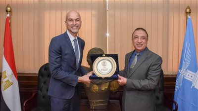 محافظ الإسكندرية يستقبل قنصل عام فرنسا