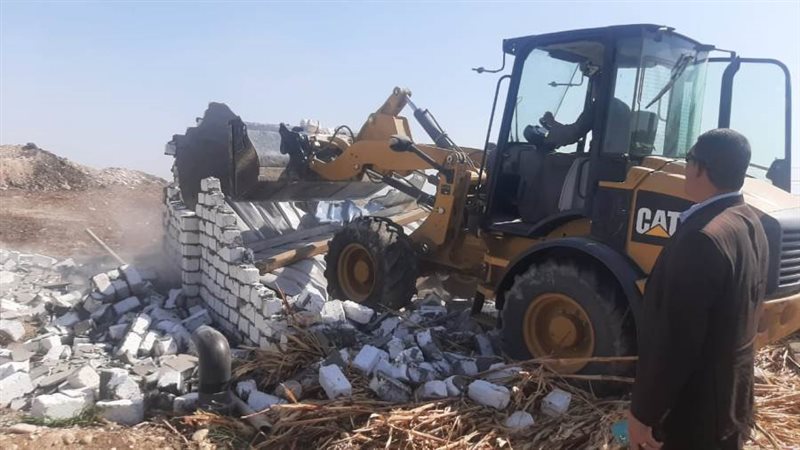 حملة إزالات بمركز