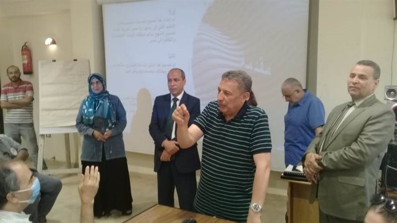 وكيل الوزارة يتابع