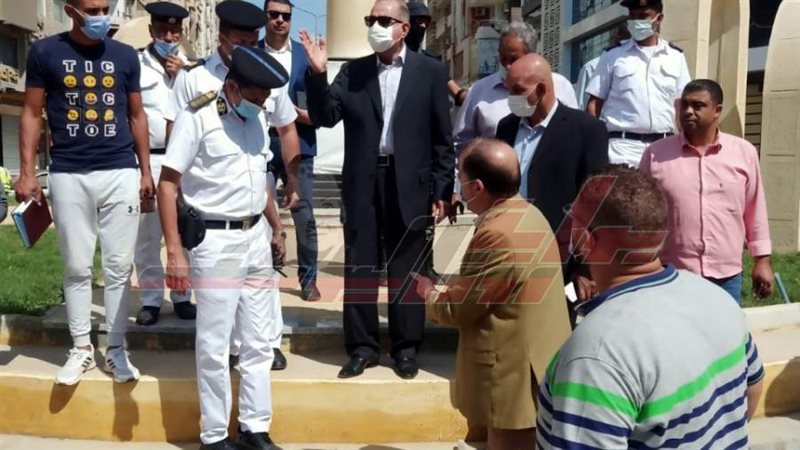 جولة المحافظ