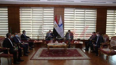 محافظ كفر الشيخ يشارك باجتماع مجلس الجامعة