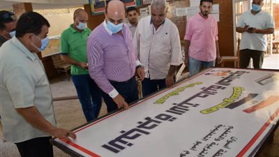 محافظ أسوان يوجه بطرح مشروع إنشاء مجمع لمواقف السيرفيس بمدينة كوم أمبو