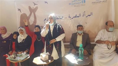 المجلس القومى للمرأة يواصل حملة طرق الأبواب: المرأة صانعة السلام 