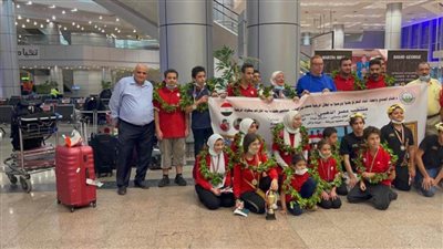 بعثة المنتخب المصري للشطرنج تصل القاهرة بعد تصدرها المركز الأول في بطولة إفريقيا.. صور