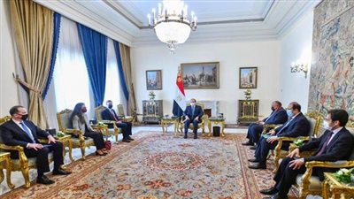 الرئيس السيسي يؤكد حرص مصر على تعزيز وتدعيم الشراكة الاستراتيجية مع الولايات المتحدة