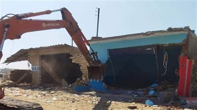 محافظ بورسعيد: تنفيذ قرار إزالة ٢٣ حالة تعدٍ على مصرف بحر البقر جنوب بورسعيد