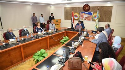 جامعة الإسكندرية تطلق قافلة طبية ومجتمعية جديدة لخدمة أهالى مطروح  