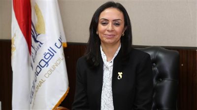 قومي المرأة يشيد بإصدار البنك المركزي ضوابط جديدة لتيسير تعاملات الوصاية والولاية على حسابات القصر