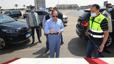 عاجل| الرئيس السيسي يتفقد أعمال توسعة الطريق الدائري ومنطقة مطار القاهرة