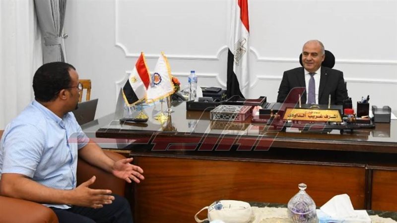 محافظ قنا في حواره