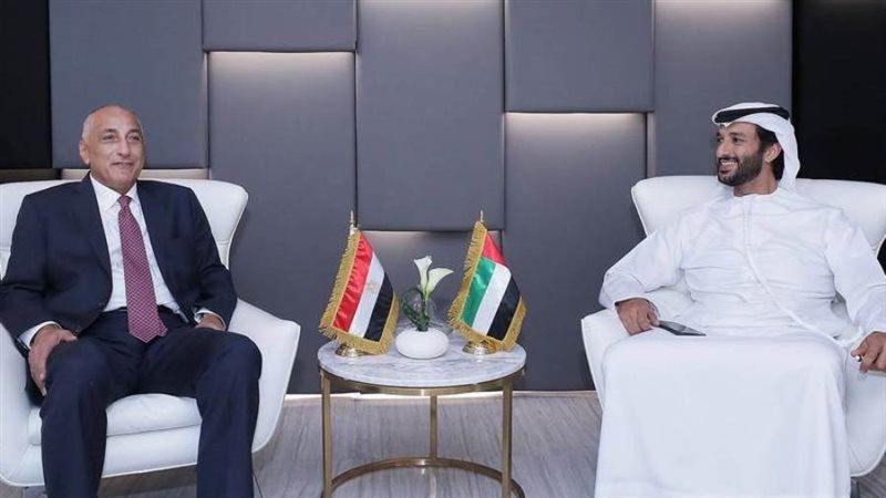 عبدالله بن طوق وطارق