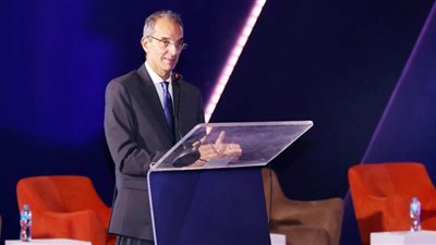 وزير الاتصالات: مصر تعد الأولى إفريقيًا للاستثمار في الشركلت الناشئة