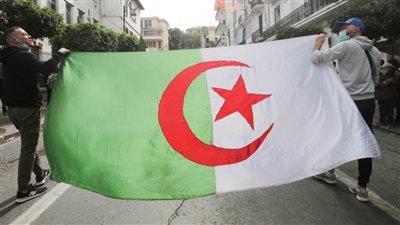 الجزائر تطلق 26 مشروعا للبحث والتنقيب عن المعادن 