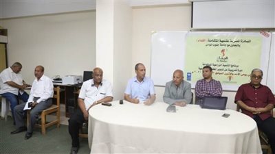 دورة تدريبية عن تدوير المخلفات الزراعية بجامعة جنوب الوادي