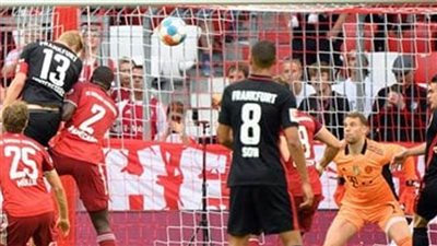 آينتراخت فرانكفورت يفوز على بايرن ميونخ  في الدوري الألماني 
