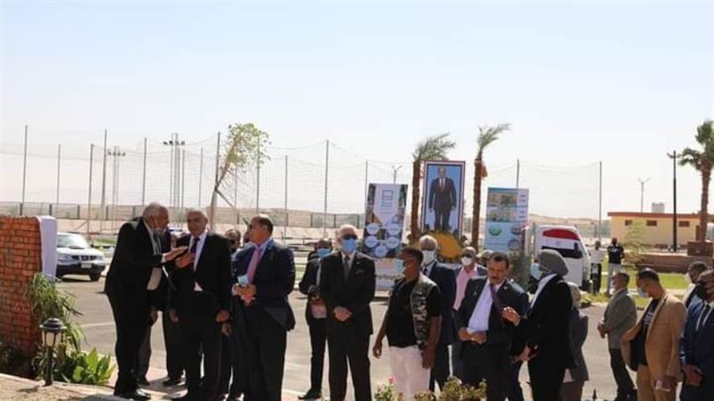 محافظ الوادي الجديد