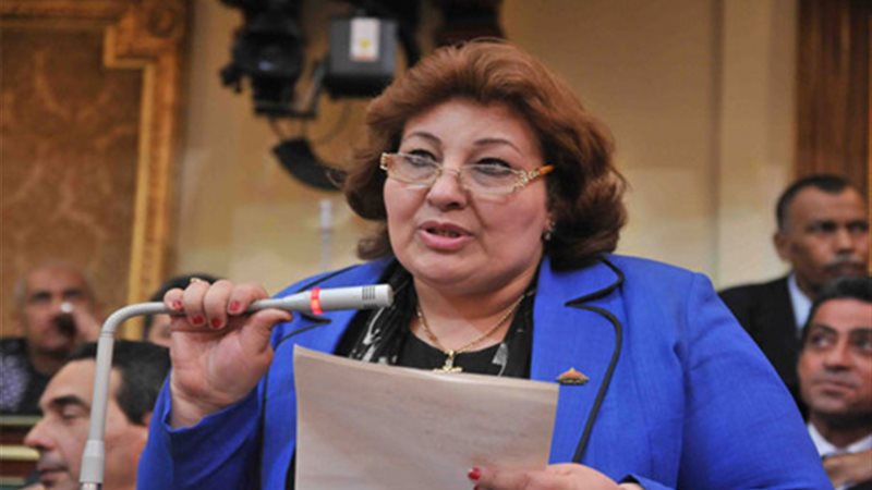 مارجريت عازر بشأن