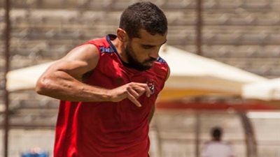 عبد الله السعيد يبدأ فترة التأهيل من حمام السباحة